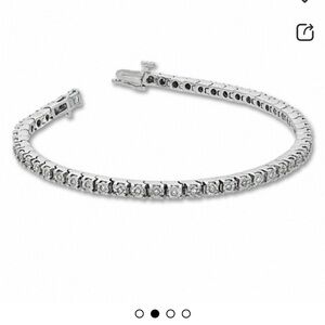 Brilliant round half carat diamond tennis bracelet